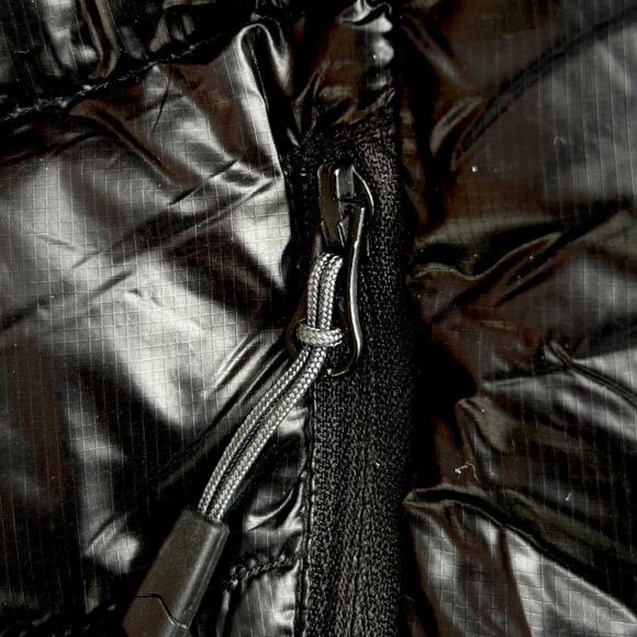 Mountain hardwear hooded hybrid puffer - Picture 5 of 8